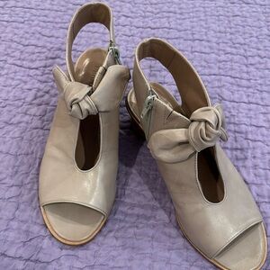 Cute Bernardo Lizzie Sandle Bootie